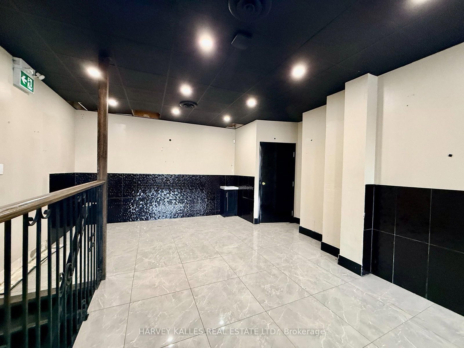 872 Dundas Street W - Photo 16