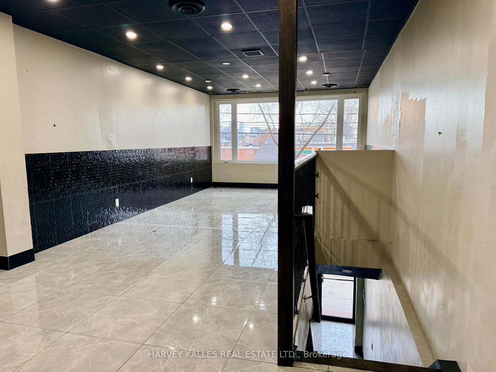 872 Dundas Street W - Photo 6