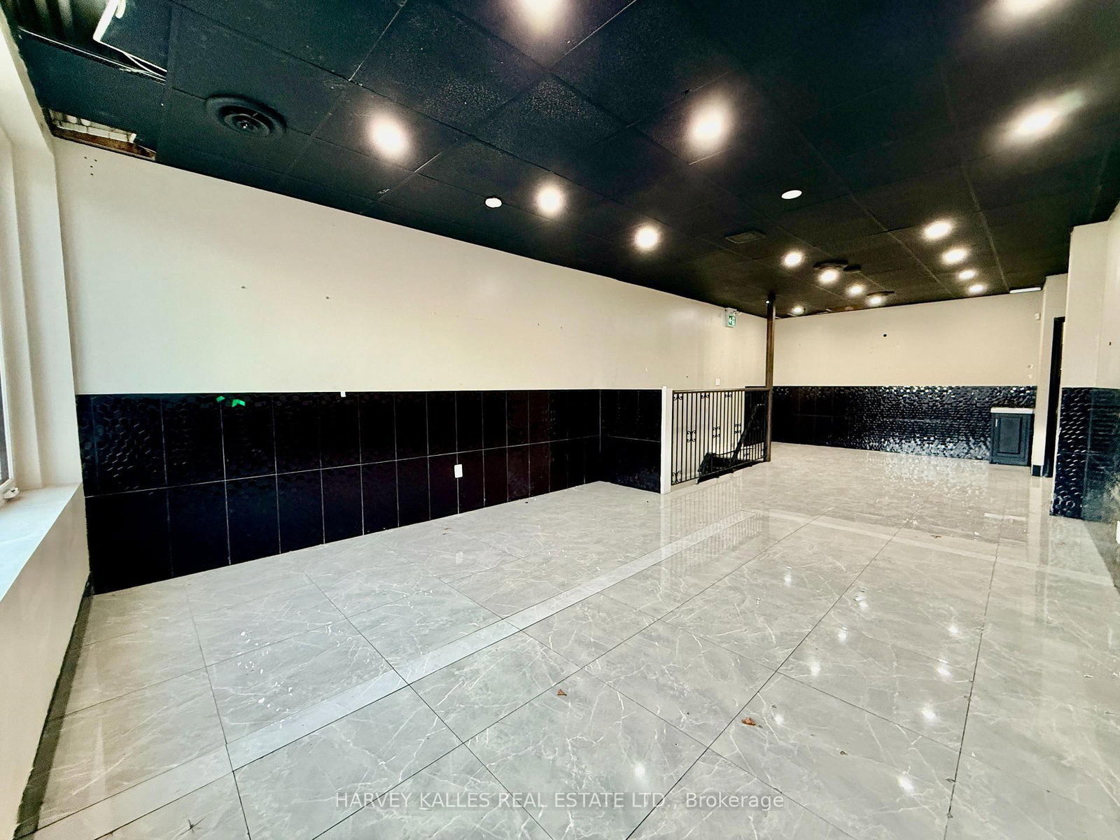 872 Dundas Street W - Photo 7