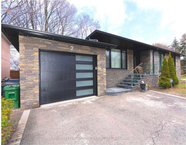 2 Groveland Crescent