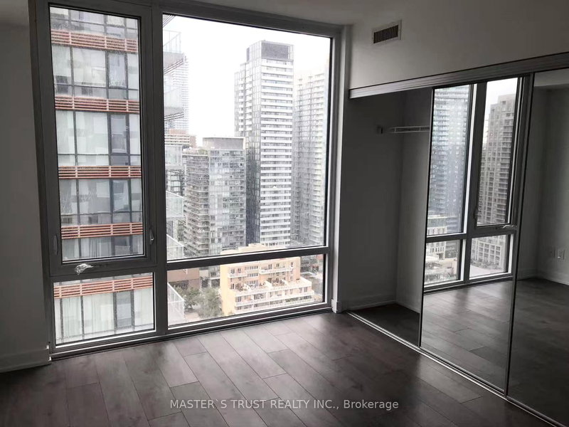 2105 - 501 Yonge St, Toronto, M4Y 0G8 | Image 2