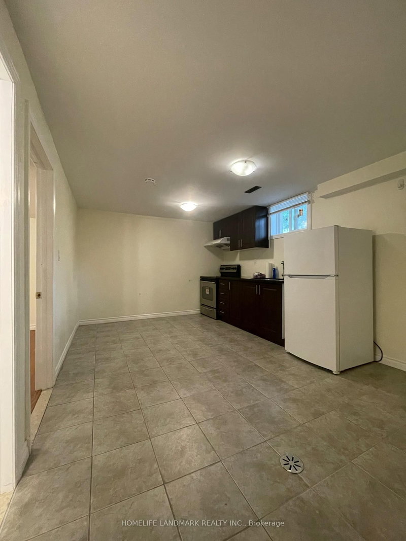 home for lease on Bsmt 1-124 Mcnicoll Avenue