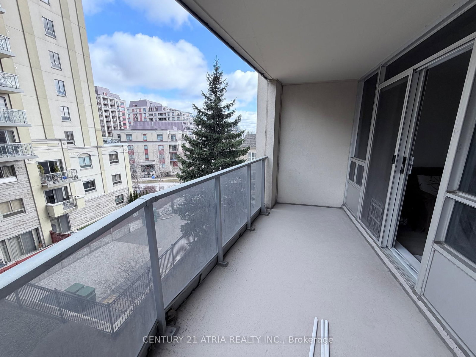 8 Rean Drive, Unit 303 - Photo 13