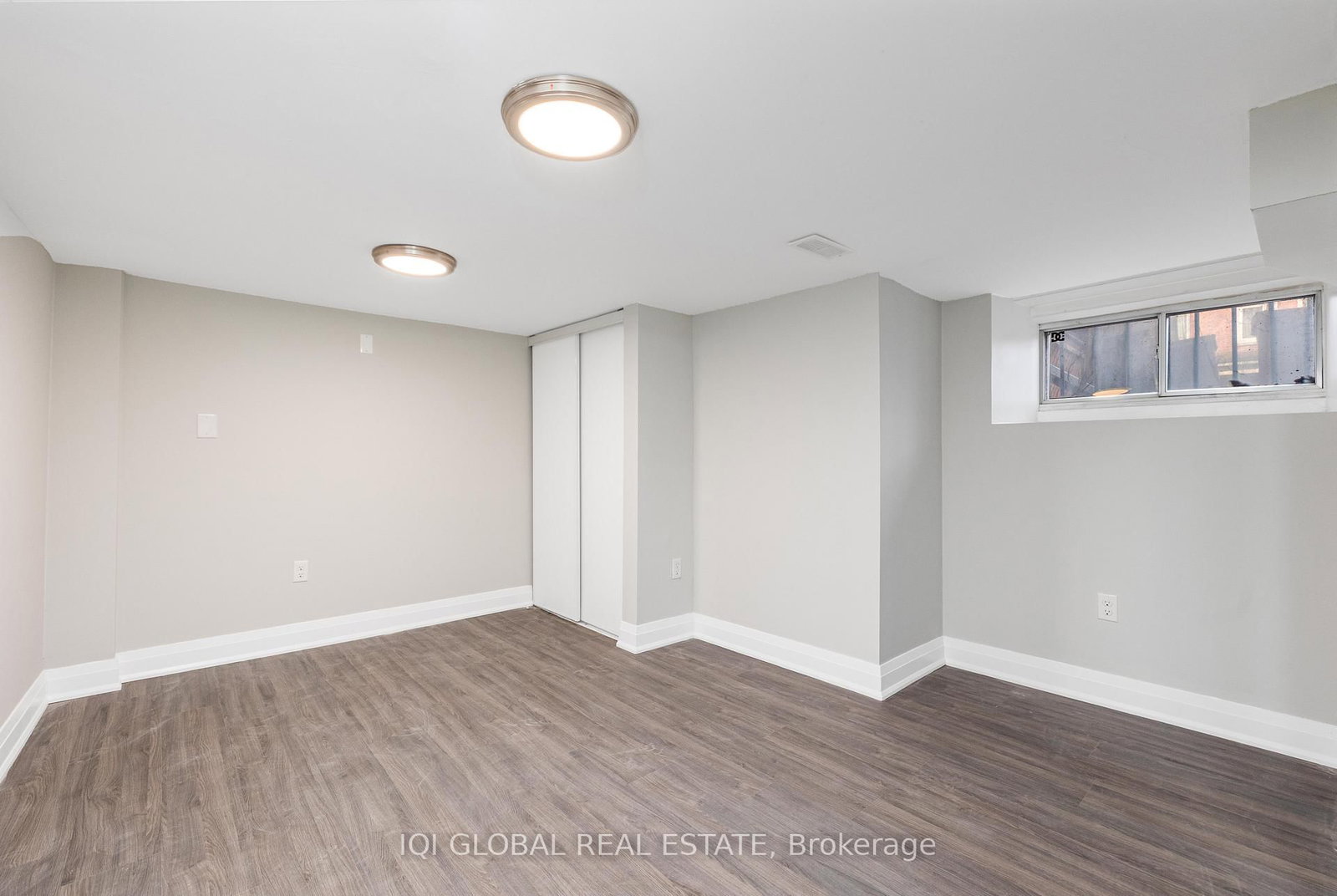 Semi-Detached House for lease at Bsmt-142 Grace Street, Toronto, Ontario, M6J 2S2 - Trinity-Bellwoods - MLS: C12885476