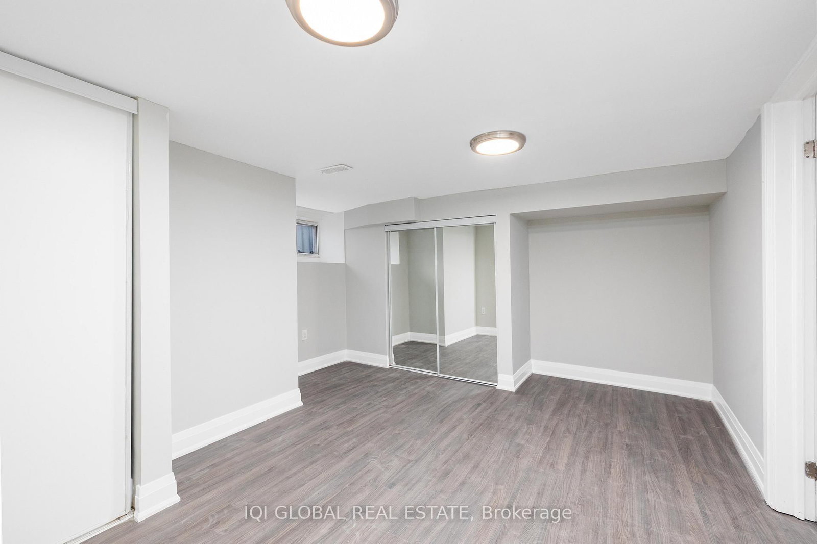 Semi-Detached House for lease at Bsmt-142 Grace Street, Toronto, Ontario, M6J 2S2 - Trinity-Bellwoods - MLS: C12885476