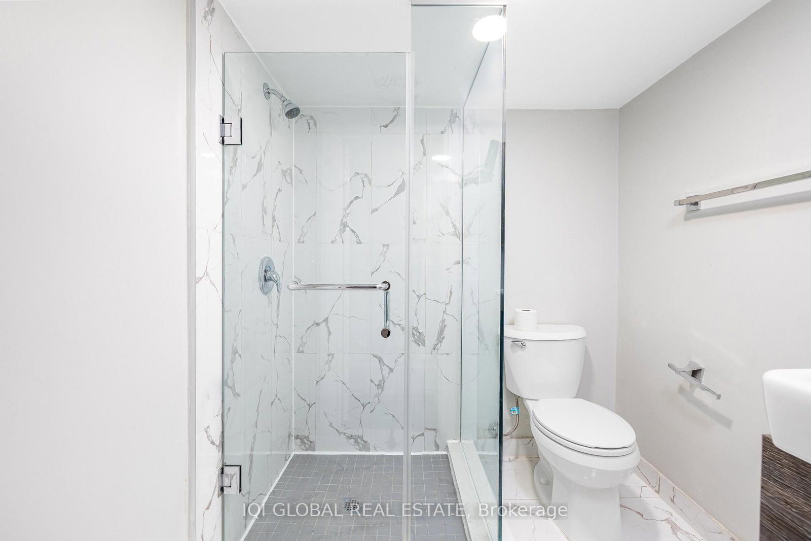 Semi-Detached House for lease at Bsmt-142 Grace Street, Toronto, Ontario, M6J 2S2 - Trinity-Bellwoods - MLS: C12885476