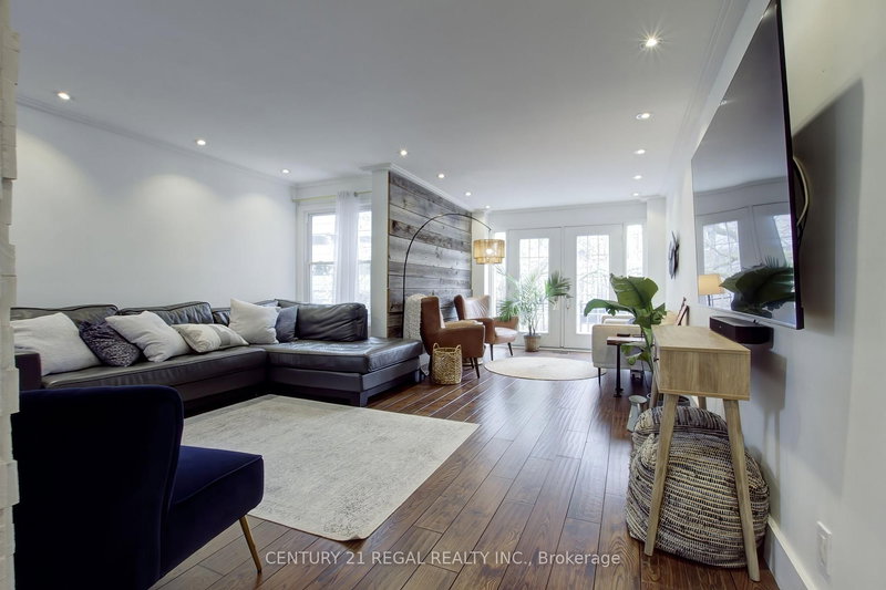 48 Michener Crt, Toronto, M6J 3R6 | Image 3