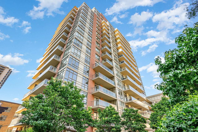 1203 - 900 Mount Pleasant Road