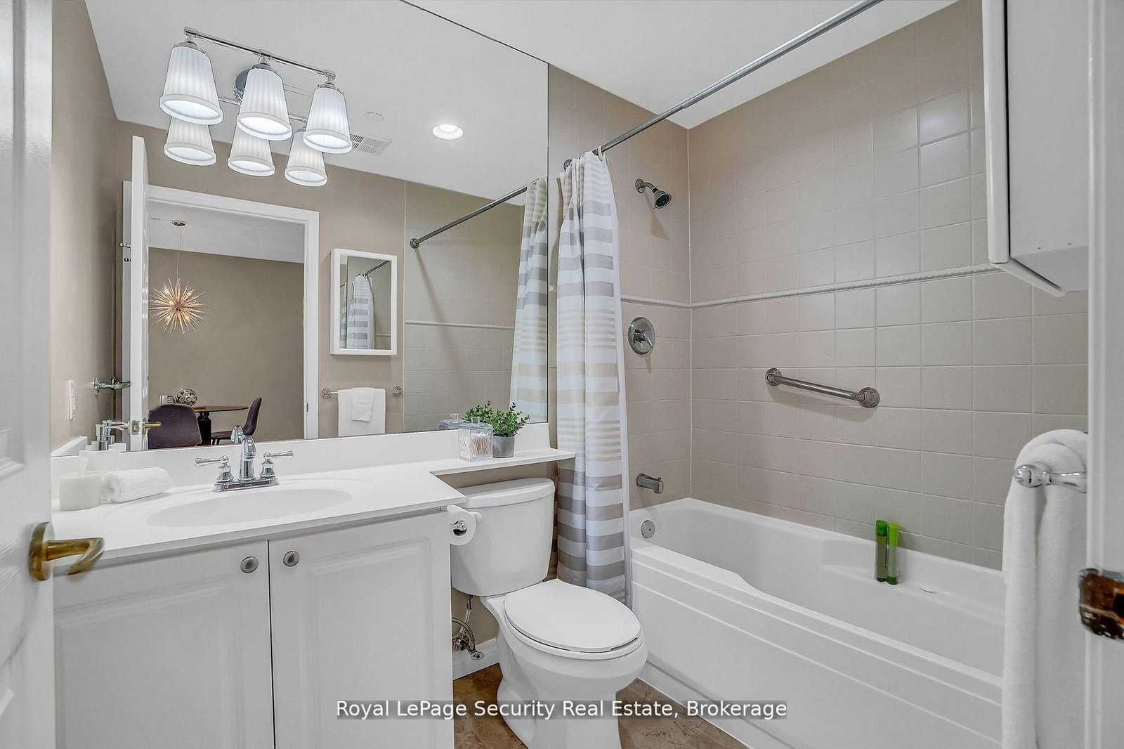 Condo for sale at 403-980 Yonge Street, Toronto, Ontario, M4W 3V8 - Annex - MLS: C12885864