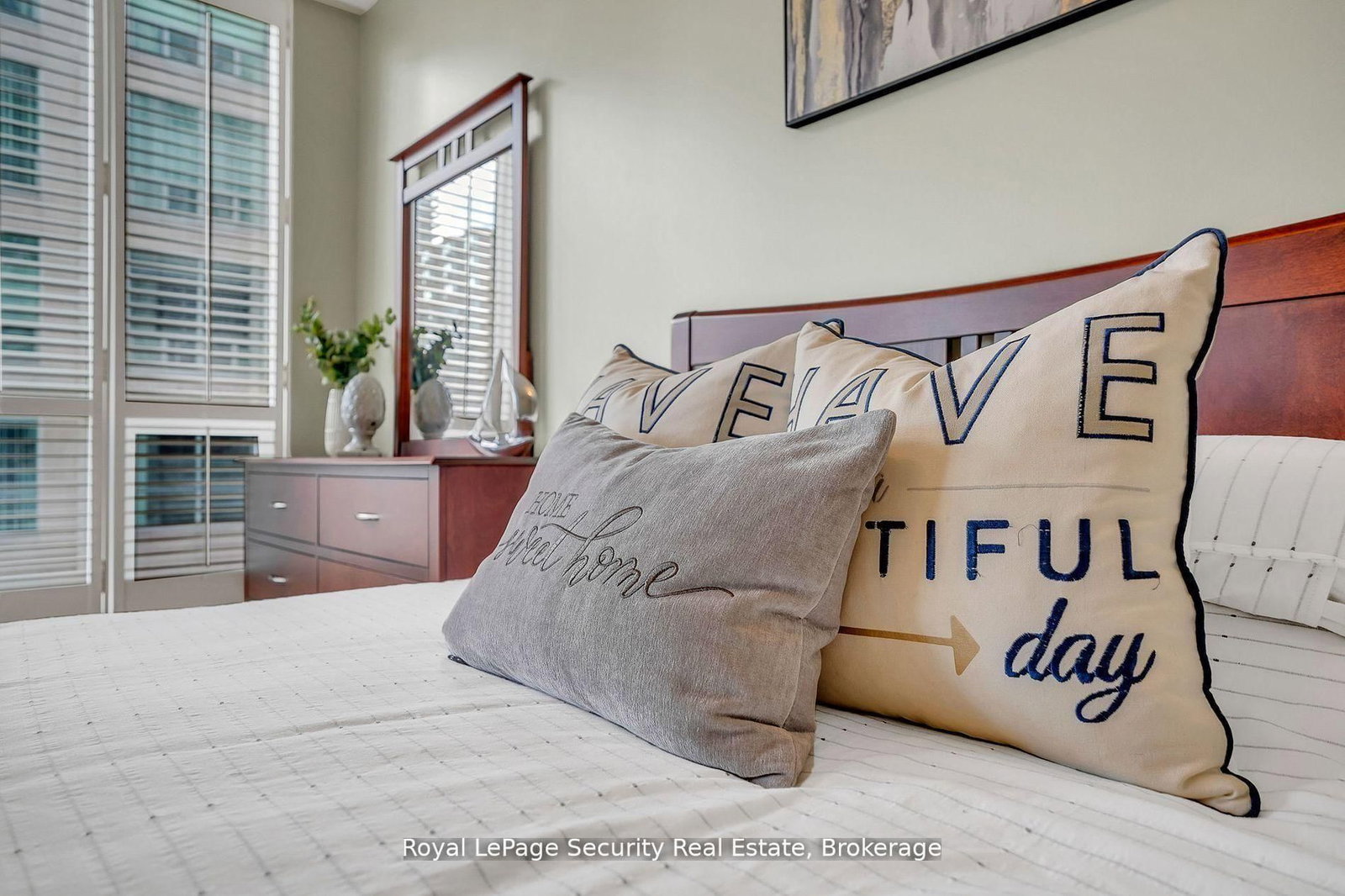 Condo for sale at 403-980 Yonge Street, Toronto, Ontario, M4W 3V8 - Annex - MLS: C12885864