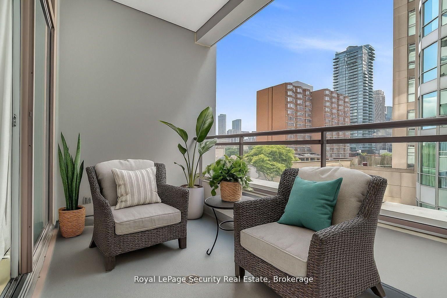 Condo for sale at 403-980 Yonge Street, Toronto, Ontario, M4W 3V8 - Annex - MLS: C12885864