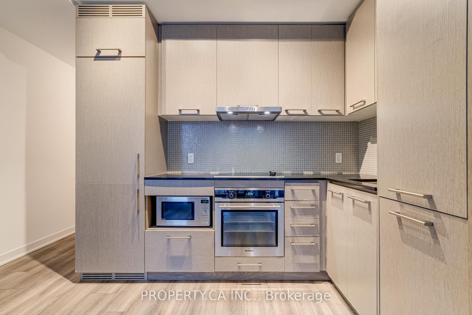 Condo for sale at 1713-87 Peter Street, Toronto, Ontario, M5V 0P1 - Waterfront Communities C1 - MLS: C12885902