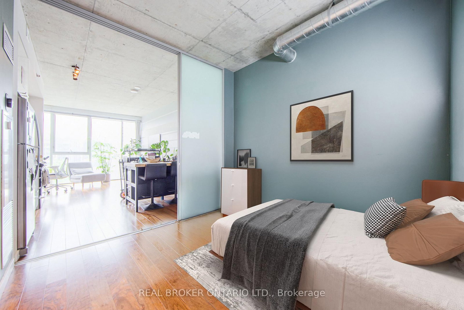 Condo for sale at 423-32 Trolley Crescent, Toronto, Ontario, M5A 0E8 - Moss Park - MLS: C12886644