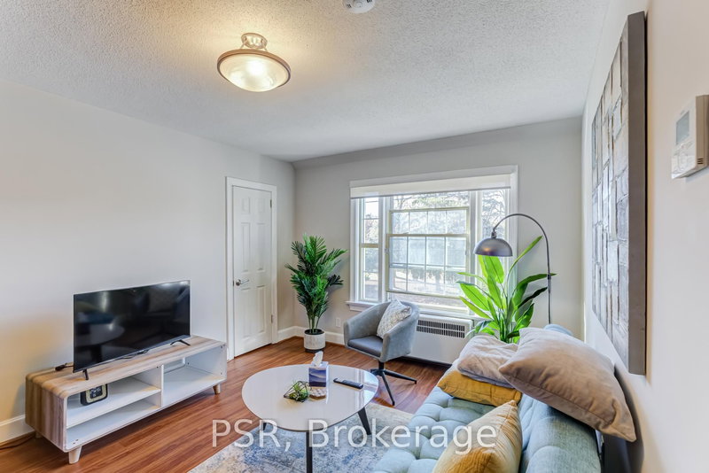 L21 - 1325 Bayview Ave, Toronto, M4G 3A5 | Image 2