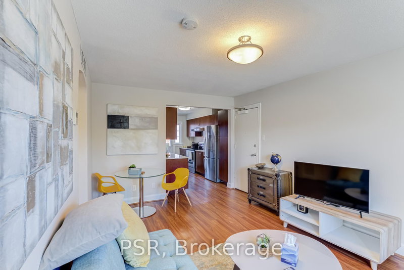 L21 - 1325 Bayview Ave, Toronto, M4G 3A5 | Image 3