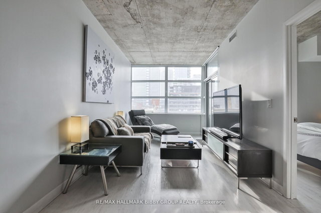 606 - 478 King Street W