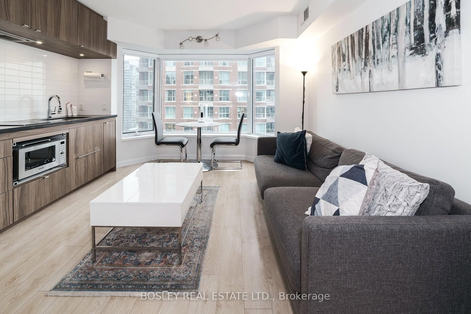 155 Yorkville Avenue, Unit 2016 - Photo 5