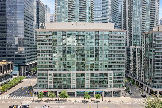 210 - 51 Lower Simcoe Street