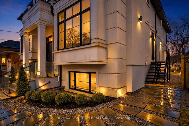 245 Patricia Ave, Toronto, M2M 1J7 | Image 2