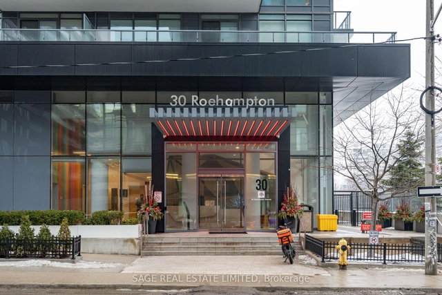 805 - 30 Roehampton Avenue