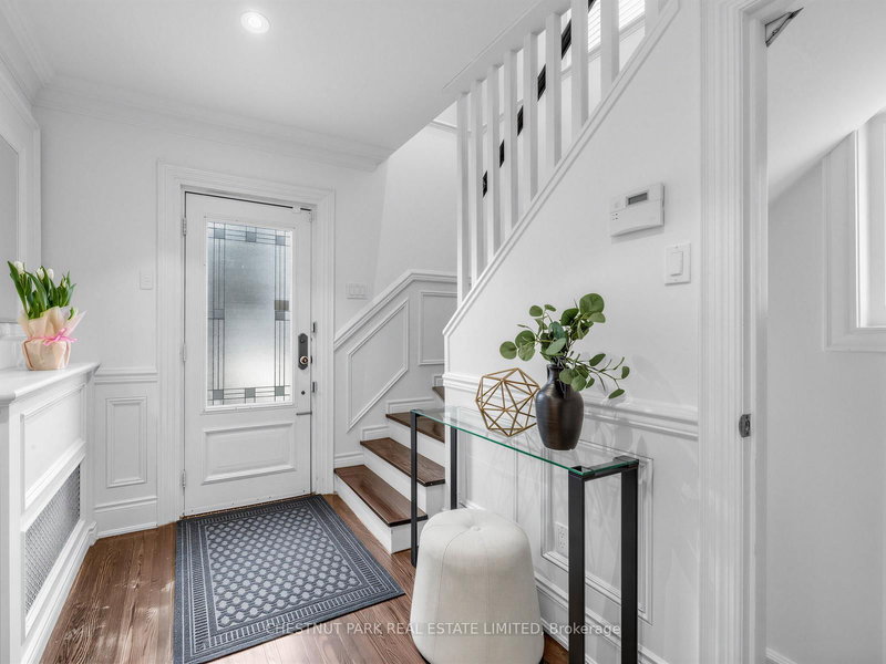 122 Randolph Rd, Toronto, M4G 3R9 | Image 2