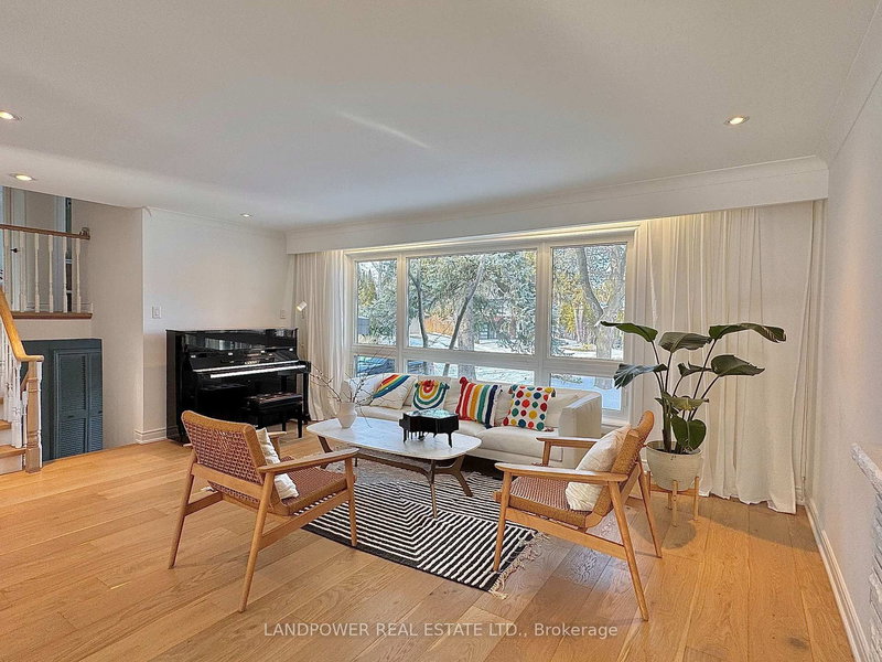 9 Alderdale Crt, Toronto, M3B 2H8 | Image 2