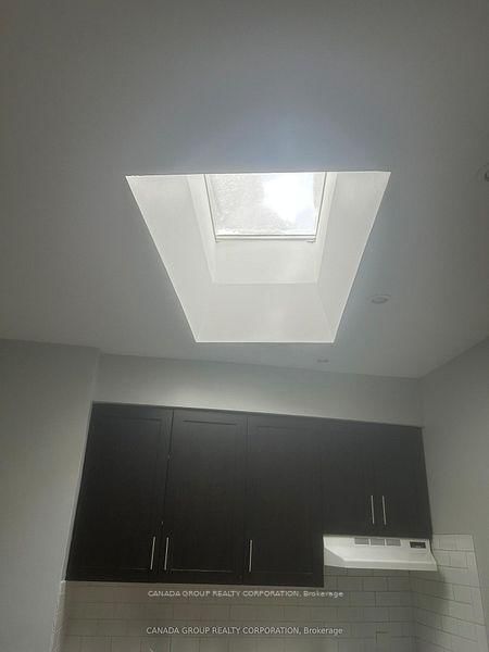 717 College Street, Unit 2nd Floor - Photo 10