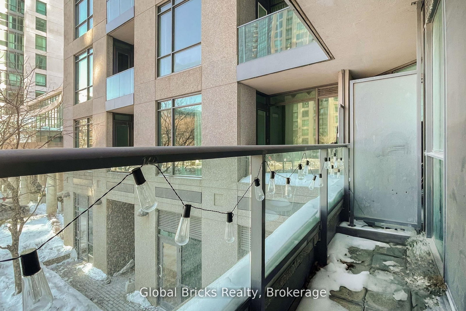 Condo for sale at #215-215 Fort York Boulevard, Toronto, Ontario, M5V 4A1 - Niagara - MLS: C12888146