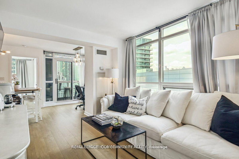 home for lease on 1810-600 Fleet Street