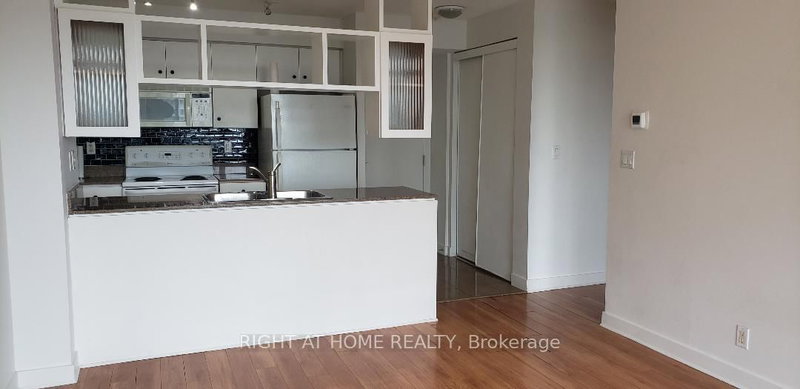 2305 - 397 Front St W, Toronto, M5V 3S1 | Image 3