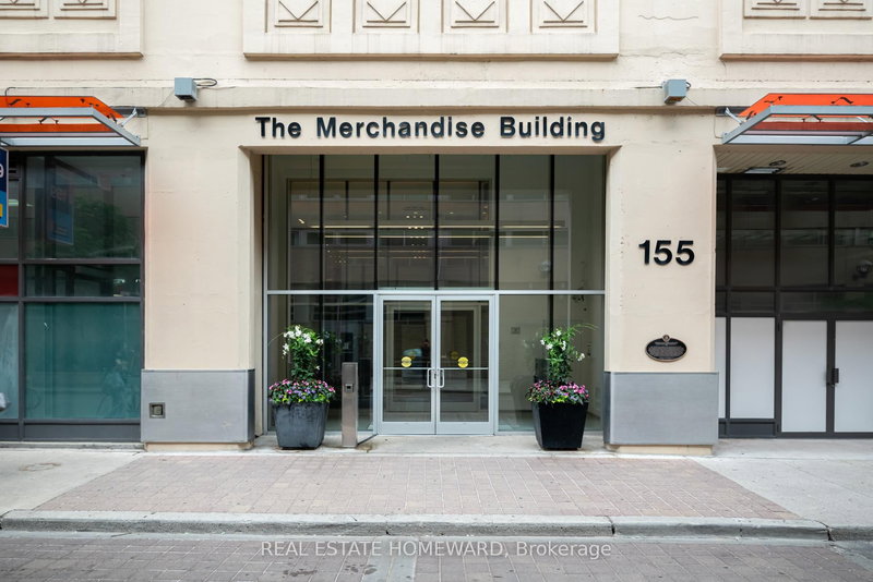 home for lease on 958-155 Dalhousie Street