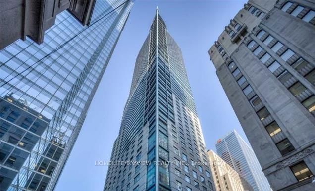 3907 - 70 Temperance Street