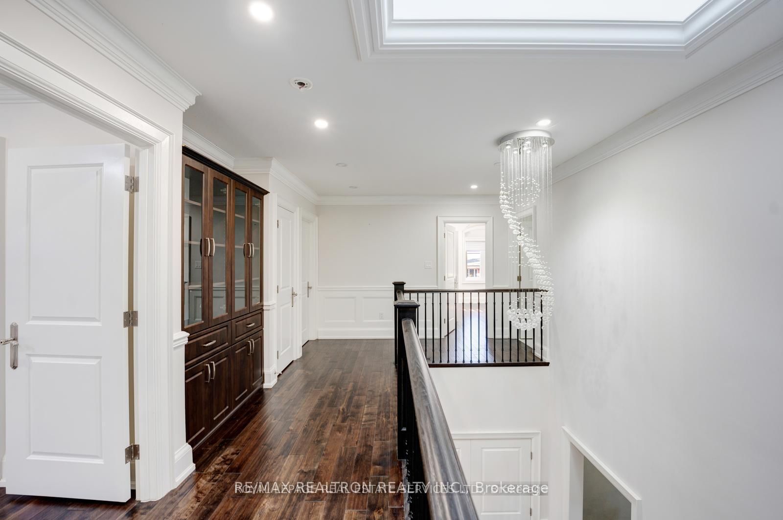 19 Irvington Crescent