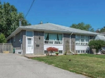 UPPER - 90 Billington Cres | Toronto | Image