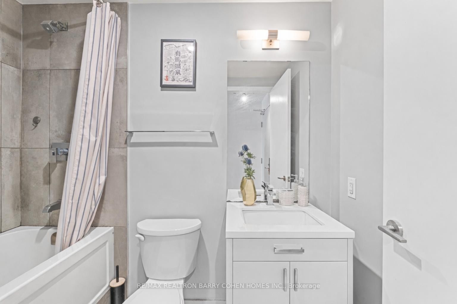 Condo for sale at 904-39 Brant Street, Toronto, Ontario, M5V 0M8 - Waterfront Communities C1 - MLS: C12891188