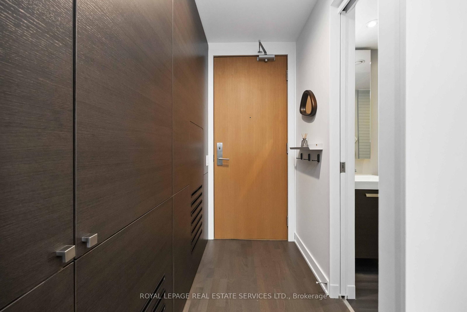 Condo for sale at 1128-629 King Street, Toronto, Ontario, M5V 0G9 - Waterfront Communities C1 - MLS: C12891256