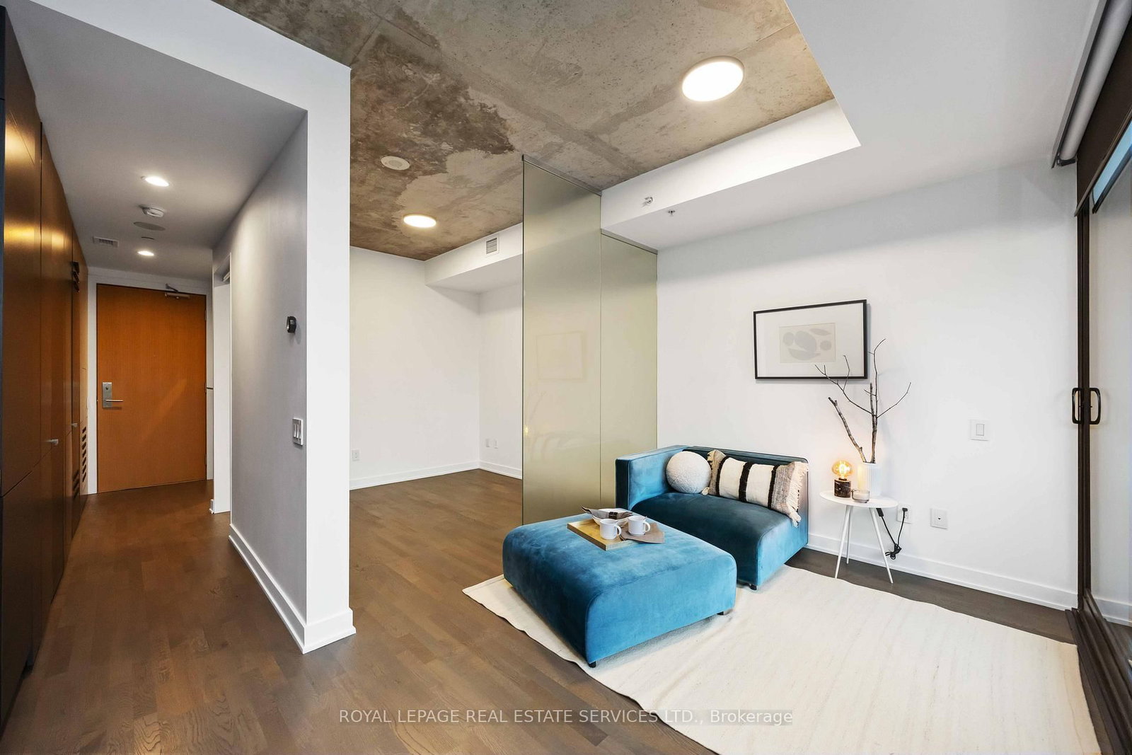 Condo for sale at 1128-629 King Street, Toronto, Ontario, M5V 0G9 - Waterfront Communities C1 - MLS: C12891256