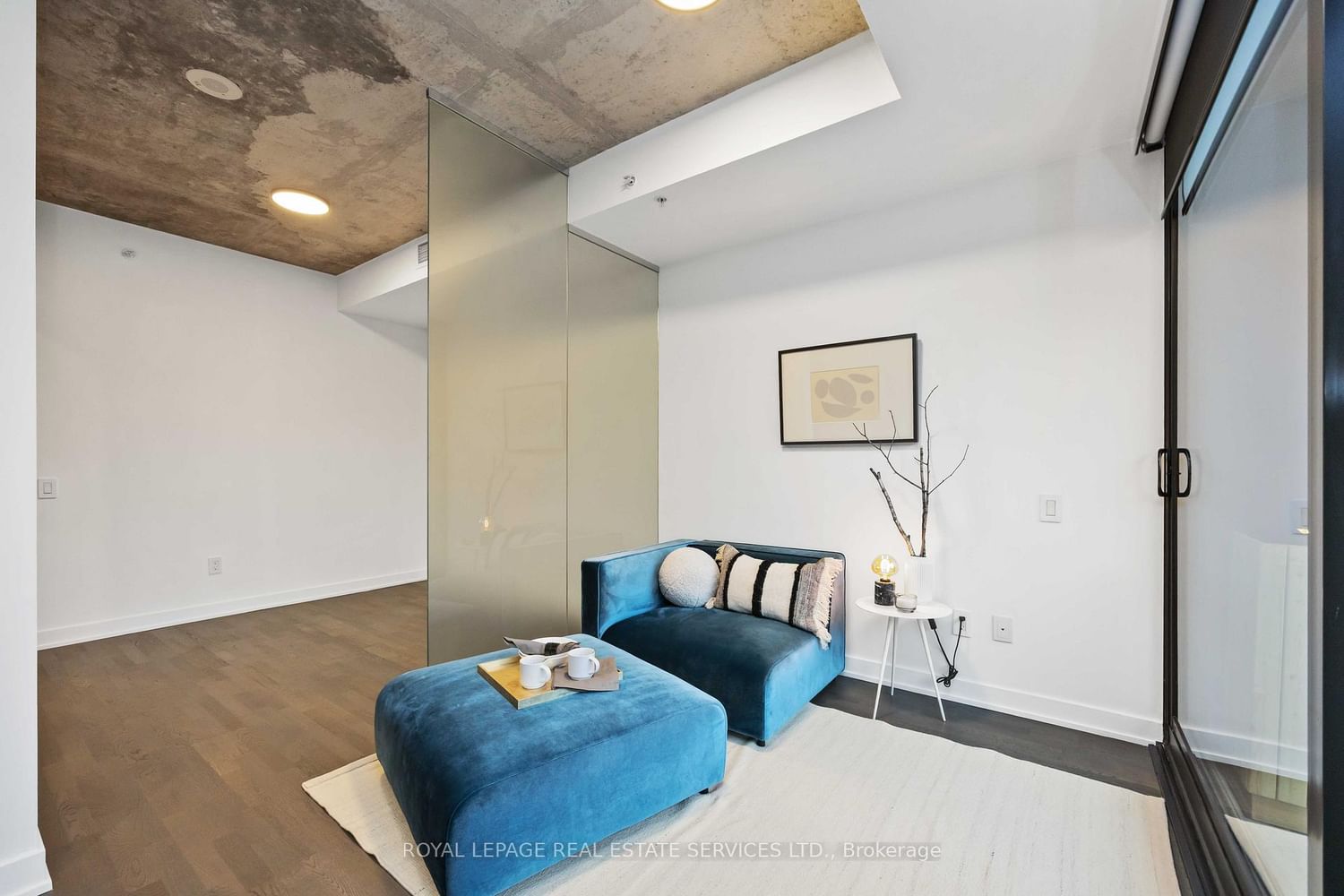 Condo for sale at 1128-629 King Street, Toronto, Ontario, M5V 0G9 - Waterfront Communities C1 - MLS: C12891256