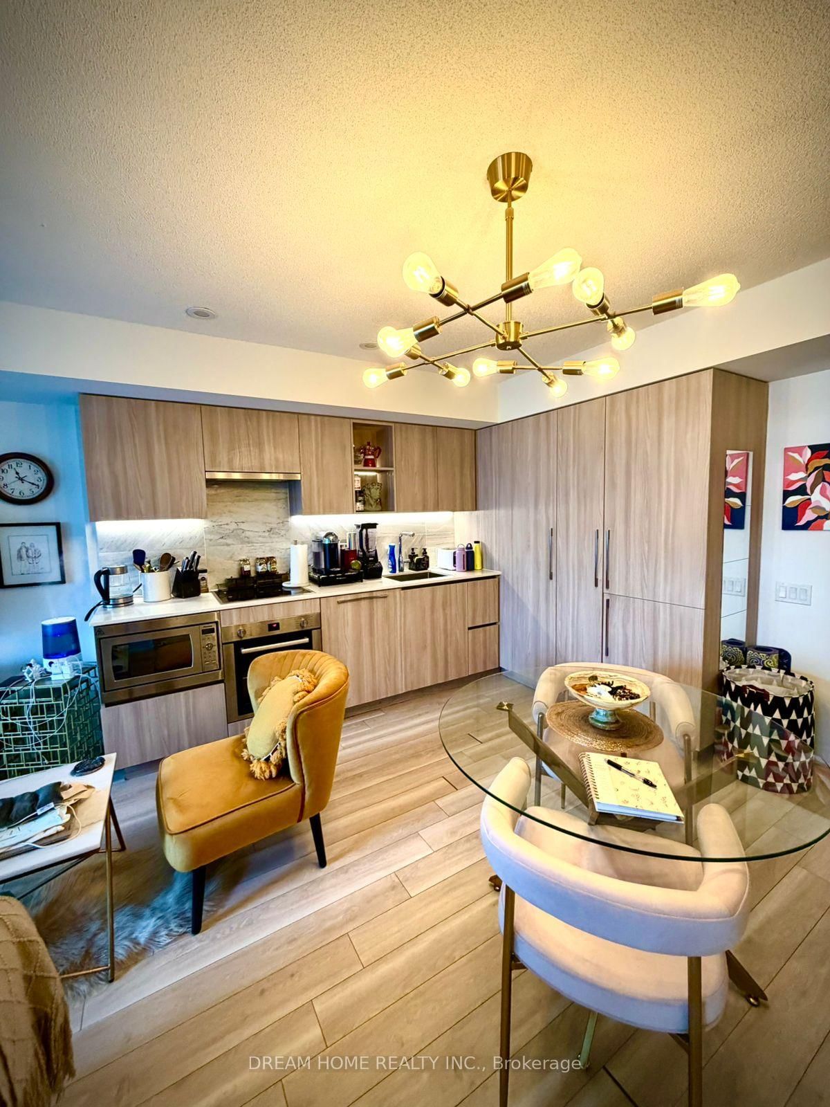 19 Bathurst Street, Unit 709 - Photo 3