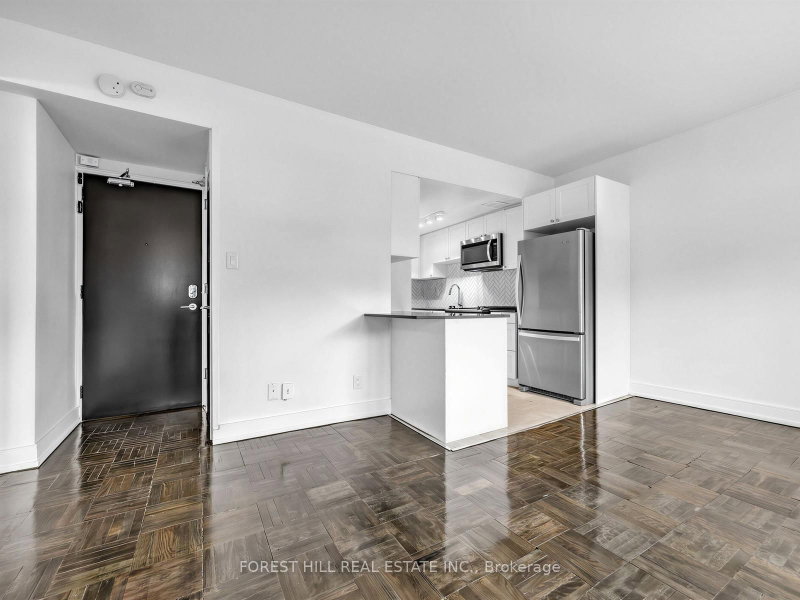 102 - 70 Spadina Road