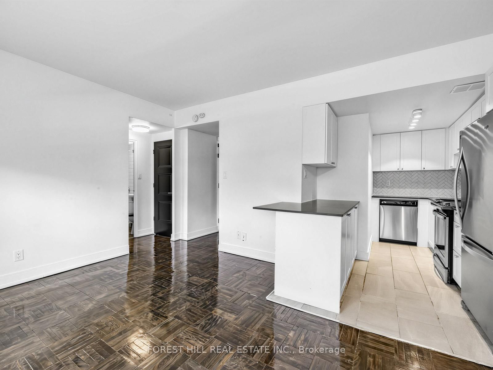 70 Spadina Road, Unit 102