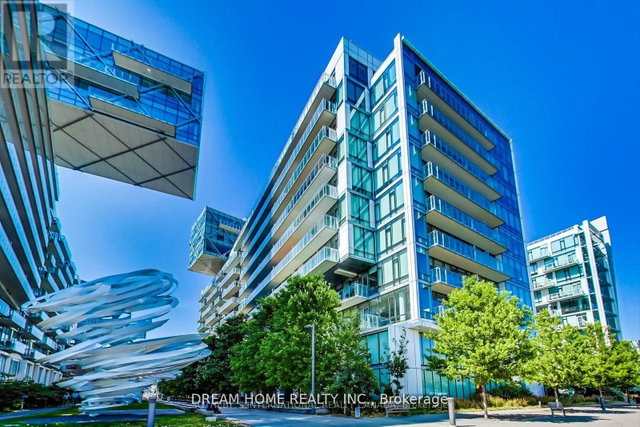 305 - 39 Queens Quay E