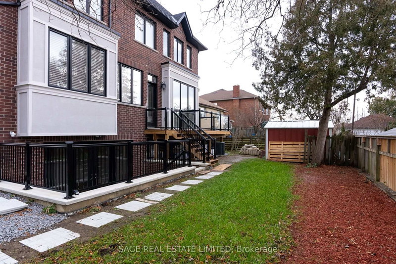 Lower - 185 Fairholme Ave, Toronto, M6B 2X5 | Image 2