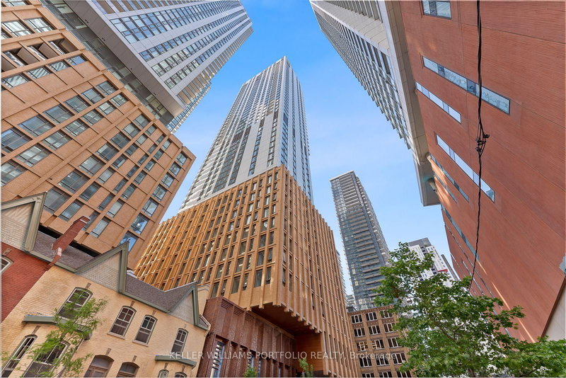 home for lease on 3221-28 Widmer Street