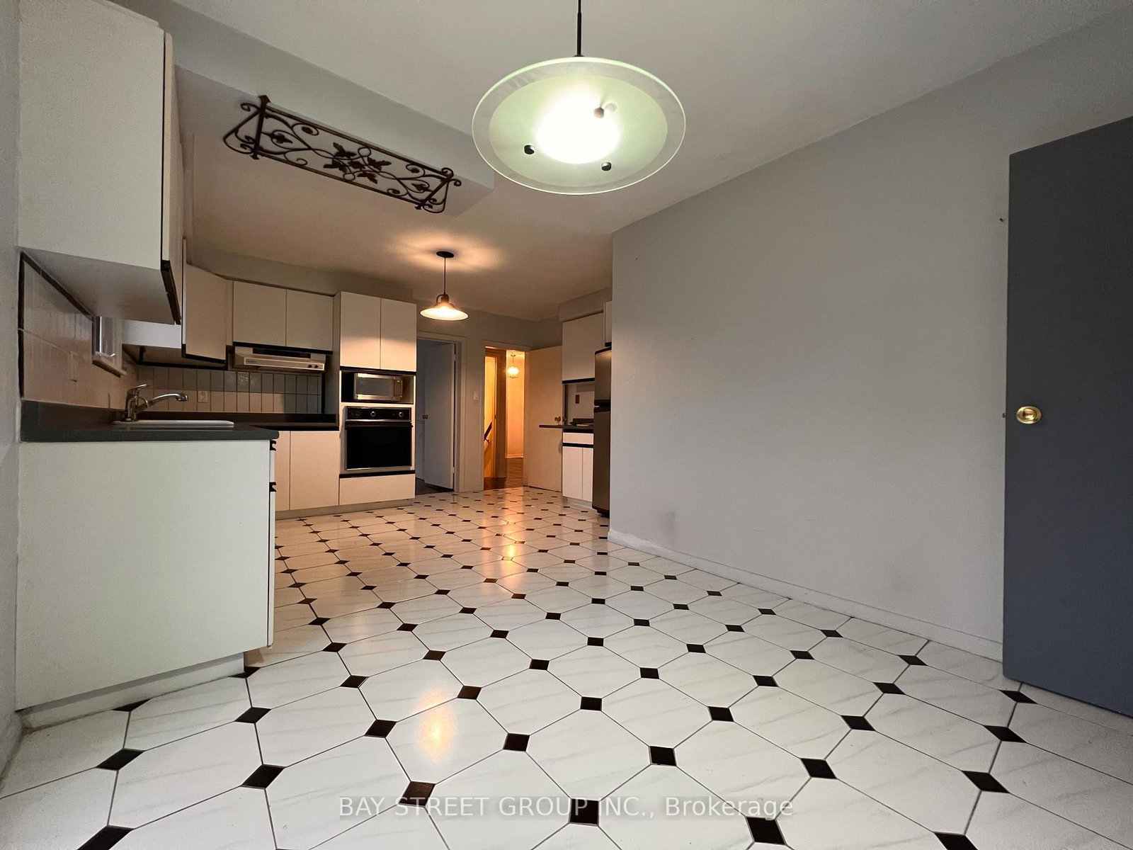 Detached House for lease at 93 Lord Seaton Road, Toronto, Ontario, M2P 1K7 - St. Andrew-Windfields - MLS: C12892442