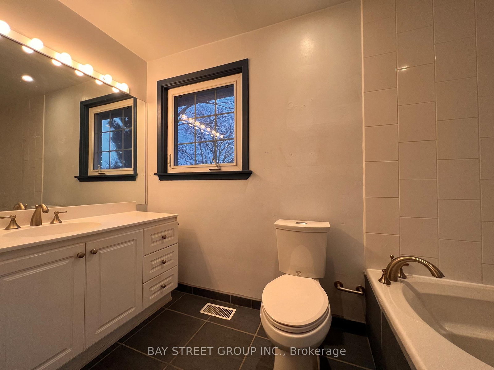 Detached House for lease at 93 Lord Seaton Road, Toronto, Ontario, M2P 1K7 - St. Andrew-Windfields - MLS: C12892442