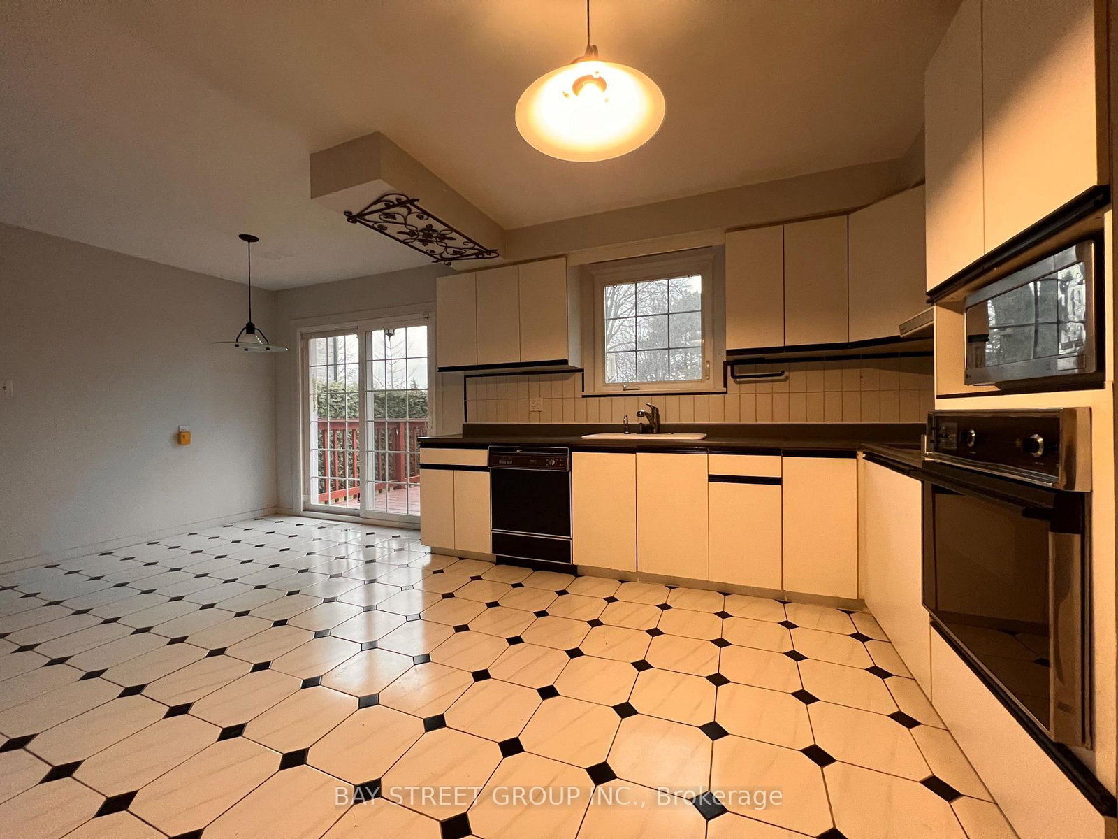 Detached House for lease at 93 Lord Seaton Road, Toronto, Ontario, M2P 1K7 - St. Andrew-Windfields - MLS: C12892442