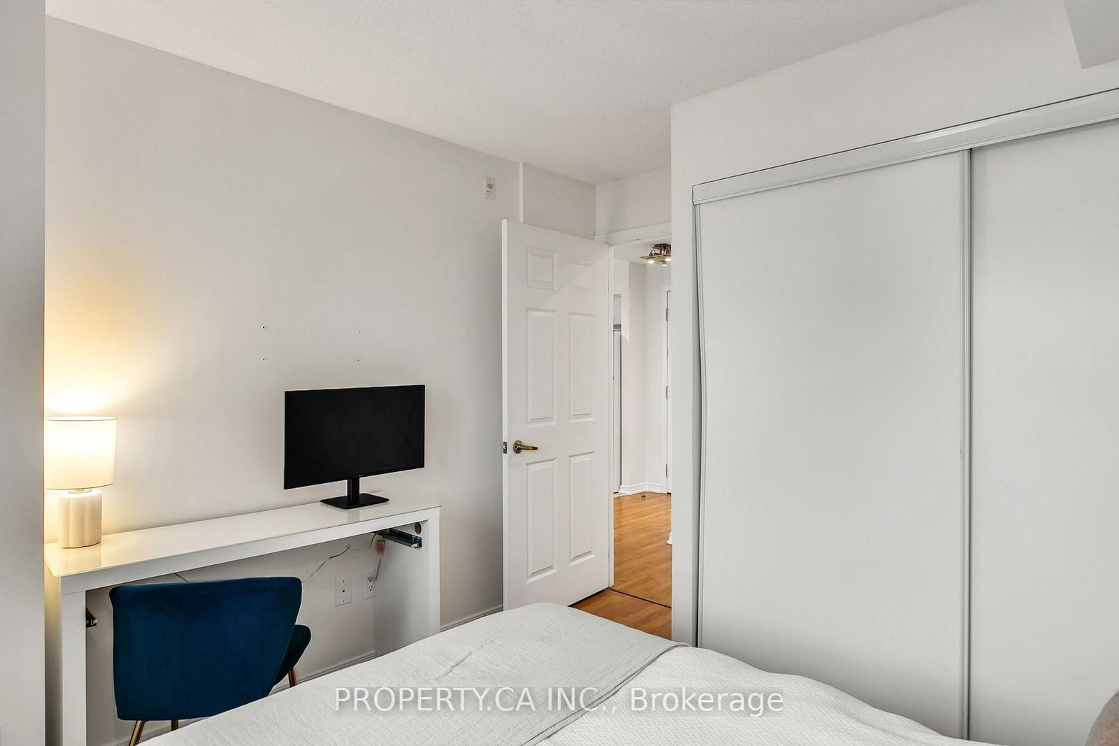 Condo for sale at 711-18 Valley Woods Road, Toronto, Ontario, M3A 0A1 - Parkwoods-Donalda - MLS: C12892444