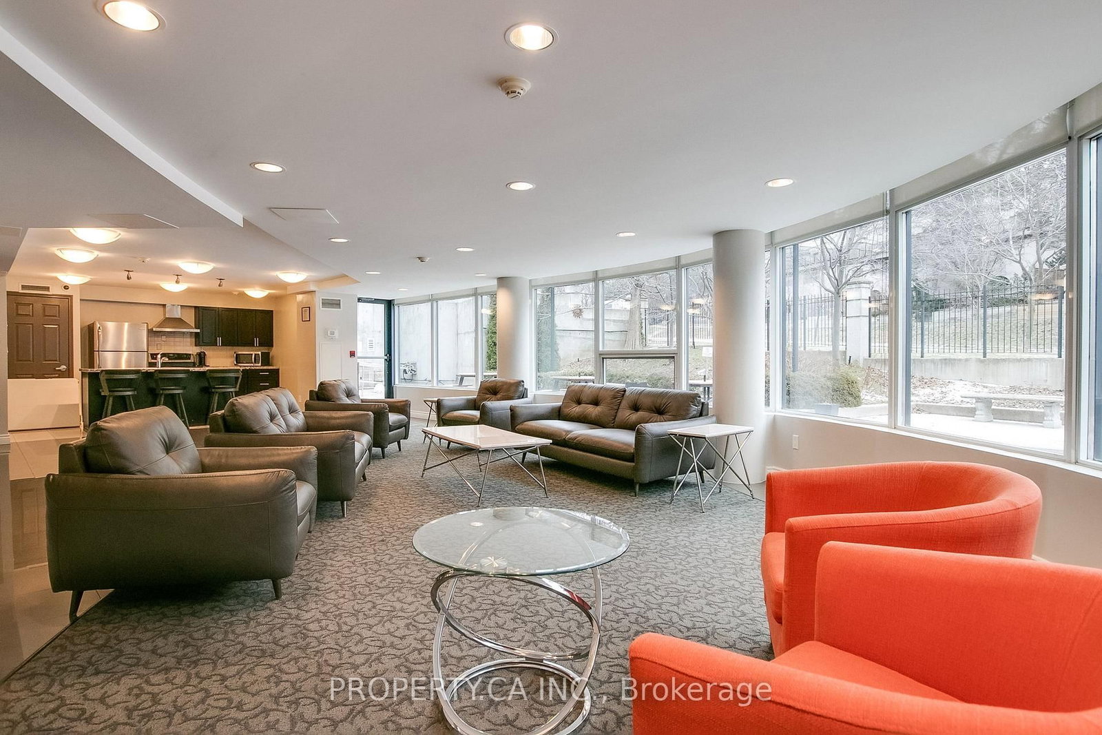 Condo for sale at 711-18 Valley Woods Road, Toronto, Ontario, M3A 0A1 - Parkwoods-Donalda - MLS: C12892444