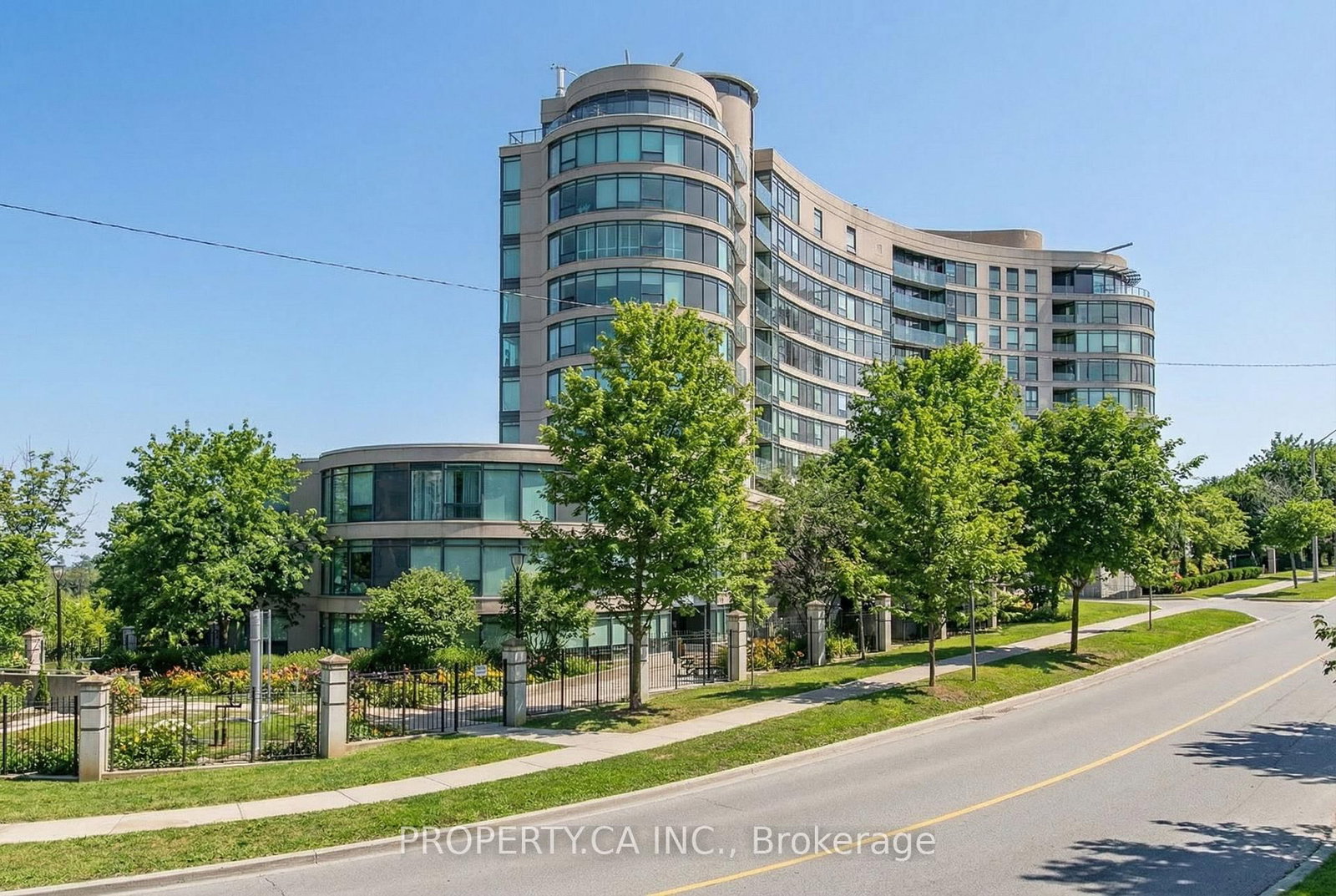 Condo for sale at 711-18 Valley Woods Road, Toronto, Ontario, M3A 0A1 - Parkwoods-Donalda - MLS: C12892444